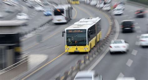 İ­s­t­a­n­b­u­l­­d­a­ ­t­o­p­l­u­ ­t­a­ş­ı­m­a­ ­k­u­l­l­a­n­ı­m­ı­n­d­a­ ­d­ü­ş­ü­ş­